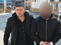 Sahte belge düzenleme ve sahte belgeyi tedavüle sürme suçundan aranan kişi tutuklandı!