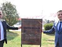 Başkan Harmancı, İzmir’de temaslarda bulunarak Bornova Belediyesi’nin “KKTC Parkı” Açılışına katıldı