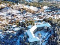 Trodos Dağları, yeniden bembeyaz oldu