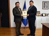 TÜRK VE DUBAİLİ İŞ İNSANI DR. İDRİS DEMİRHAN’DAN DAÜ’YE ZİYARET