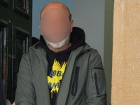 Eski eşinin kapısına dayandı...