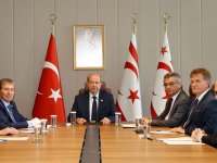 Cumhurbaşkanı Tatar, Meclis’te temsil edilen siyasi parti başkanlarıyla görüşüyor