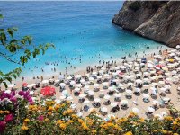 Güney Kıbrıs’a 2024 yılında gelen turist sayısının 4 milyonu aştığı belirtildi