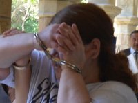 Hem kaçak hem dolandırıcı! 30 bin dolar vurdu...