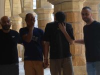 Uyuşturucudan yakalandılar: Birinin okula devam etmediği diğerinin kaçak yaşadığı ortaya çıktı