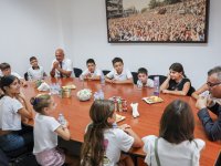 Erhürman, Dört İşlem Eğitim Merkezi öğrencilerini ağırladı: Umut doldum!