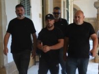 Kırmızı bültenle aranan İsrailli, Kıbrıs’ın kuzeyinde sahte pasaportla yakalandı