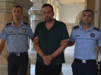 "Burayı babam kurtardı kimse beni uçaktan indiremez" diyen zanlıya 1 gün daha ek tutukluluk