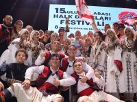 İskele Belediyesi Halk Dansları Topluluğu, Balçova’daki festivalinde birinci oldu