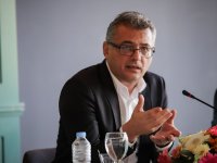 Erhürman: Anlatacak başarı hikayesi olmayanlar, kelime oyunu yapıyor