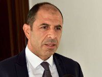 Özersay: Laiklik konusunda tehlike henüz geçmedi