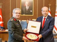 Cumhurbaşkanı Tatar, TC Kara Kuvvetleri Komutanı Tokel’i kabul etti