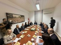 Özgür Özel Kıbrıs'ta ... İlk ziyaret CTP'ye