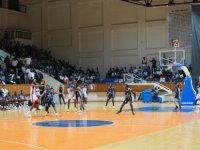 UniLig ilk maçı oynandı, BAÜ galip