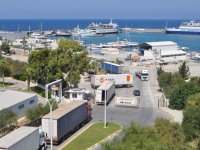 Girne Turizm Limanı’nda demirli gemide iş kazası: 1 kişi ağır yaralandı