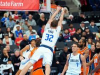 Cooper Flagg NBA'de 35 sayı atan en genç oyuncu oldu