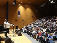 3 Tenor LAÜ’de konser verdi