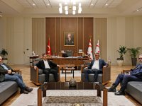 Erhürman, DAÜ-SEN başkanı ve beraberindeki heyeti kabul etti