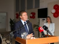 Üstel: Erken seçim yok; zamanı değil