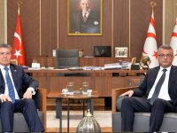 Erhürman, Başbakan Ünal Üstel'i kabul etti