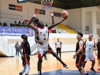 Caesar Larnaka Gençler Birliği'nden farklı galibiyet: 86-52