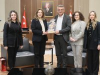 Erhürman, Kıbrıs Türk Eczacılar Birliği başkanı ve yönetim  kurulu üyelerini kabul etti