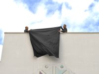 KKTC'de hükümeti siyah bayrakla protesto! Dalga dalga yayılıyor...