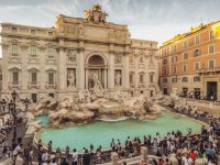 Artık Roma'daki Aşk Çeşmesi'ne para atmak da parayla