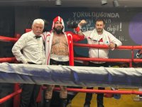 Demir Yumruk Metin Turunç, galibiyeti deprem şehitlerine adadı