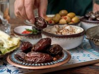 Ramazan’da Kan Şekeri Dalgalanmasına Dikkat!