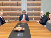 Erhürman, UNDP Kıbrıs Ofisi Direktörü Jakhongir Khaydarov’ı kabul etti