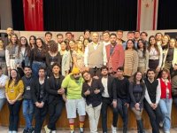 Doğru Kişiyi Seçmek Hiç Bu Kadar Komik Olmamıştı!