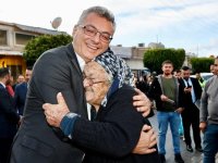 Erhürman, Girne halkıyla buluştu