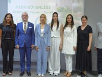 DAÜ’de “gıda güvenliğinde en büyük tehlike: yanlış bilinenler” konulu etkinlik gerçekleştirildi