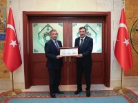 KKTC Üniversite Rektörlerinden Cumhurbaşkanı Yardımcısı Cevdet Yılmaz’a Ziyaret