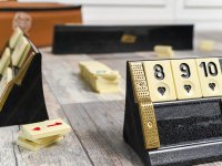 GAzimağusa'da para karşılığında "okey" oynayarak kumar suçu işlemekten 9 kişi tutuklandı