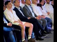 “İsak ve Solomu’yu anma” törenindeki Fidias’ın şortu eleştirilere yol açtı