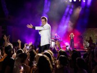 Teoman, Kıbrıs’ta Müzikseverlere Unutulmaz Bir Gece Yaşattı