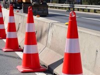 Lefkoşa’da yol kenarındaki trafik konileri çalındı