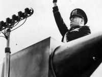 Kilisede Mussolini anmasına inceleme