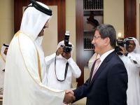 Davutoğlu Katar Emiri ile bir araya geldi