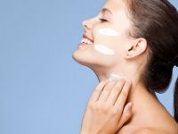 Geceleri sürdüğümüz kremler işe yarıyor mu?