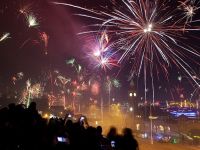 Dünya 2014’e "merhaba" dedi