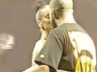 ...Ve sonunda öpüştüler!