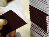 Kalpazan öğrenci, yakayı ele verdi!