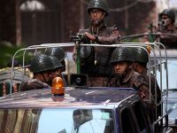 Bangladeş'teki seçimlerde kan aktı