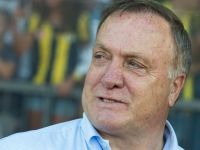 Advocaat o 3 yıldıza yol verdi