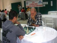 Ağdelen tökezledi ama farkı korudu