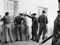 Eoka ve Eoka Evi İçin İki Anma Pulu