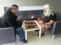 Kime mesaj verdiler?